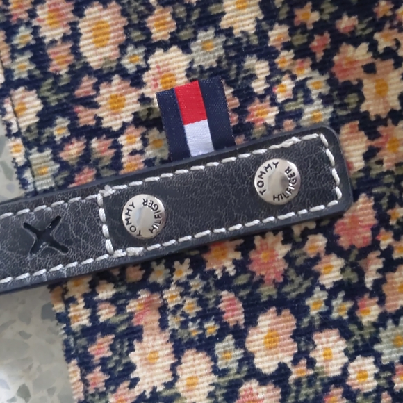 Tommy Hilfiger Floral Corderoy Tote Bag - Picture 3 of 5